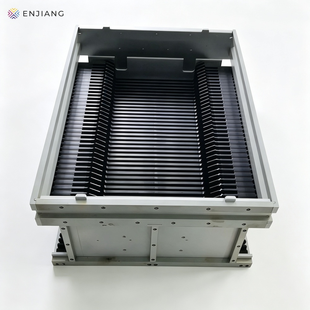 Battery cell tray